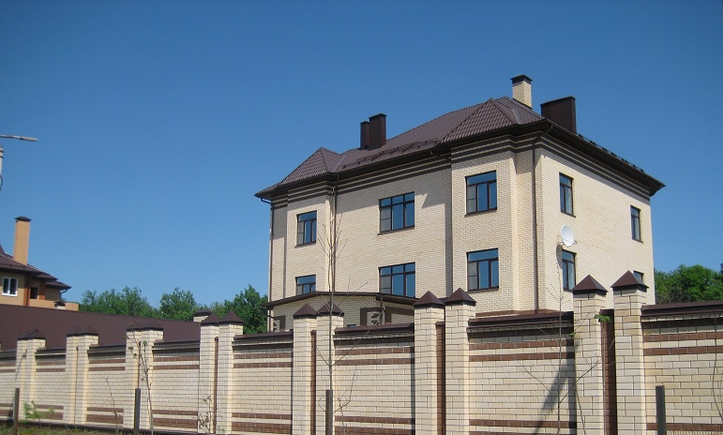 Кирпич 